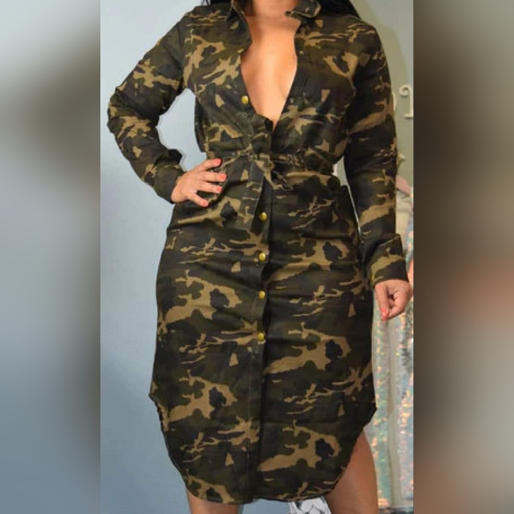Ladies Camouflage Collar Maxi Dress